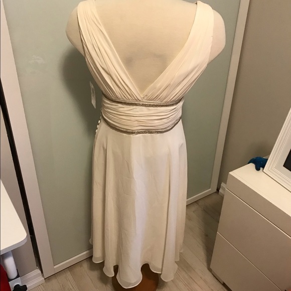 🔥NWT Donna Morgan Cream Chiffon & Beaded Dress - Picture 6 of 7
